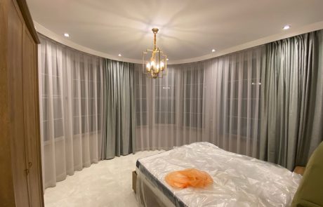 Pərdə sifarişi, yeni tikili mənzil pərdəsi, Türkiyə istehsalı parçalar, anbardan villalara, mənzillərə kataloqların çatdırılması.