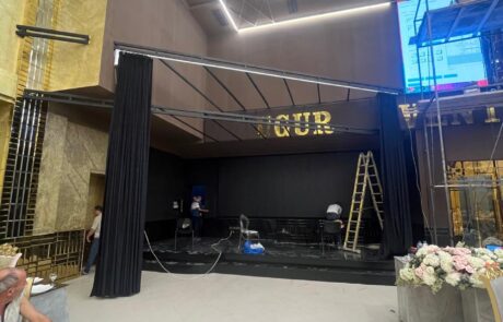 Avtomatik pərdələr, pultla idarə olunan pərdələrin satışı.